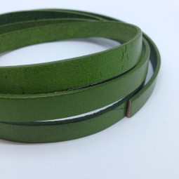 Шнур кожа 10х2 мм тип U0658 зеленый плоский Италия
