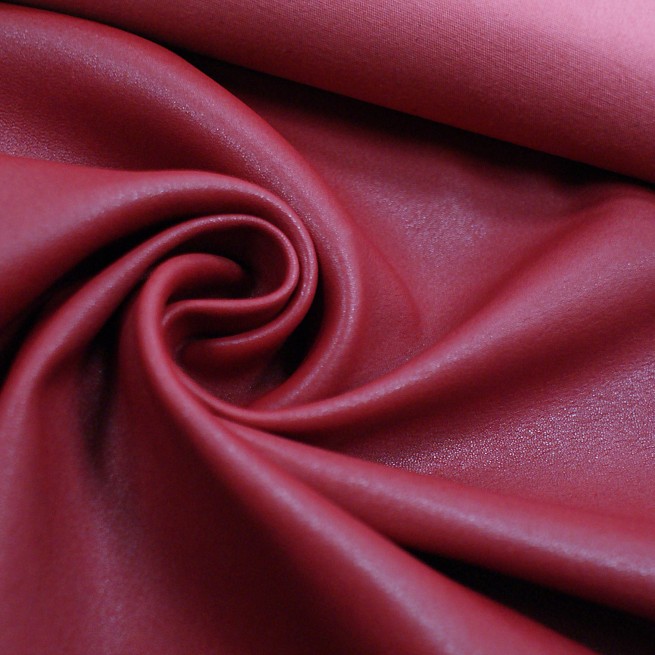 Кожа одежная стрейч красный рубин 0,6-0,7 Италия фото