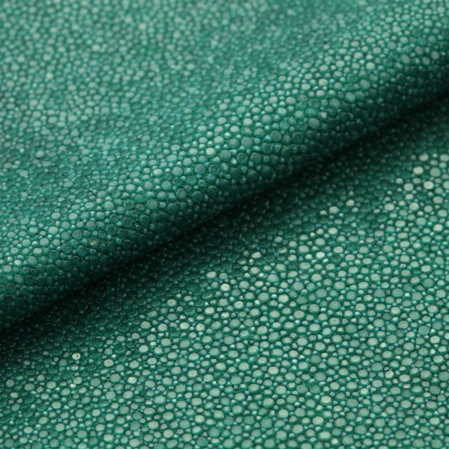 Скат натуральний зелений малахіт шліфований