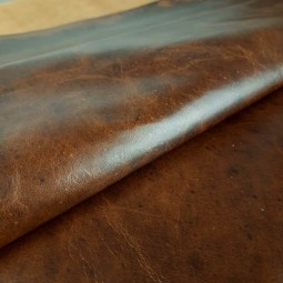 Кожа КРС коричневый мебельная DALLAS древесный 1,0-1,1 Италия