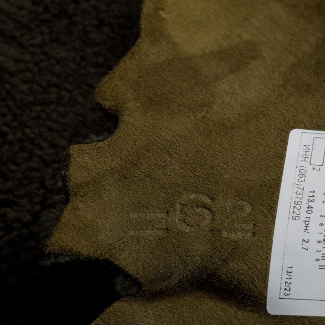 Мех дубленочный овчина DF Замш зелёный хаки 10 мм т/т Италия фото